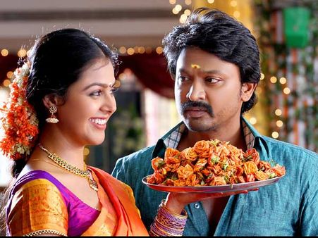 'வாங்கம்மா வாங்கப்பா வாங்கண்ணே வாங்கத்தே வா மாமா...'