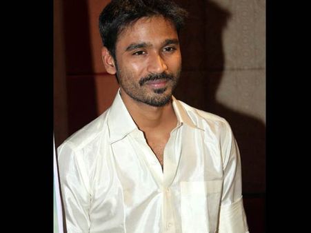 இனி ஒவ்வொரு படத்திலும் வேஷ்டி, லுங்கி உண்டு: தனுஷ்