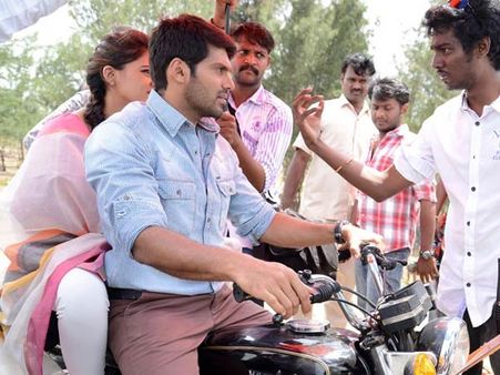 10 லட்சம் ஹிட் அடித்த ராஜா ராணி டிரெய்லர்