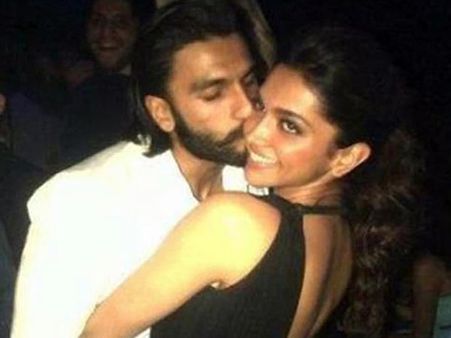 இந்த நட்சதித்திர காதல் ஜோடியாவது பிரியாமல் இருக்குமா?