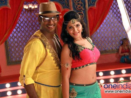 விஷாலின் மதகஜராஜாவுக்கு 800 பிரிண்டுகள்!