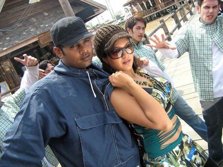 'மீண்டும் வருவேன்'- நடுவுல கொஞ்சம் காணாமப் போன ஜீவன்!