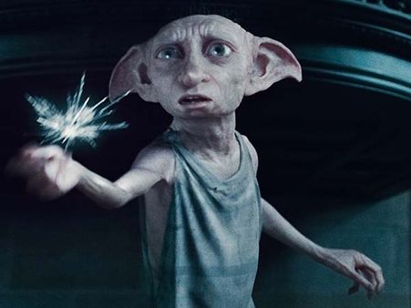 ஹாரிபாட்டரின் ‘டோப்பி’: ரஷ்ய அதிபரை சித்தரிக்கிறதா? வழக்குத் தொடரும் வக்கீல்கள்