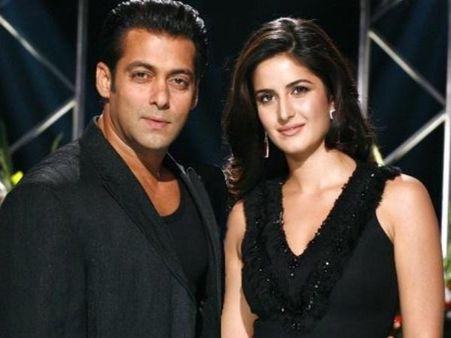 கணபதி பூஜை: சல்மான் தங்கை வீட்டில் ஒன்று கூடிய மாஜி காதலிகள்