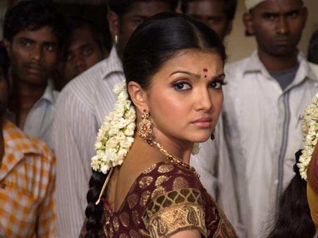 ''கார் வாங்கணும், கல்யாணம் பண்ணனும், புள்ள பெக்கணும்...''