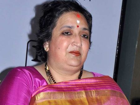 மோடி- ரஜினி போஸ்டர்: எங்களுக்குத் தெரியாது, சொல்வதற்கு ஒன்றுமில்லை- லதா ரஜினிகாந்த்