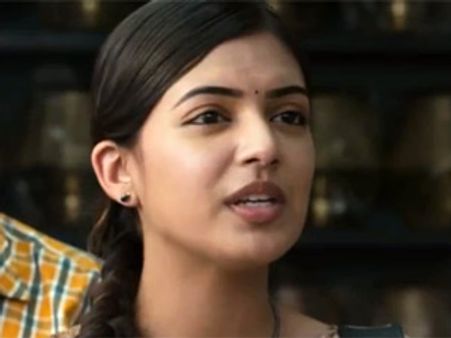 தேவைப்பட்டால் கோர்ட்டுக்கும் போவேன்... - 'நய்யாண்டி'யை 'வில்லங்க'மாக்கும் நஸ்ரியா