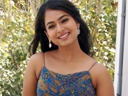 நடிகை கல்யாணிக்கு டிச. 12ம் தேதி கல்யாணம்-சென்னை ஹோட்டலில் நடக்கிறது!