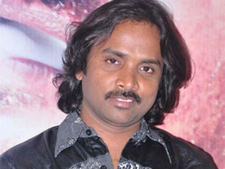 தமிழுக்கு முதல்வர் ஜெயலலிதா செய்த சிறப்புகள்- கவிஞர் சினேகன் கடிதம்!