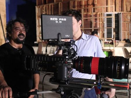 சூர்யா படத்துக்கு உலகிலேயே முதல் முறையாக ரெட் ட்ராகன் கேமிரா!