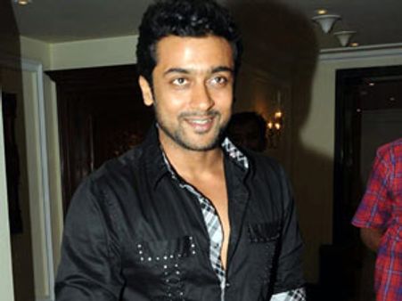 பாத்து பட்டாசு வெடிங்க: விழிப்புணர்வு படம் மூலம் அட்வைஸ் செய்ய வரும் சூர்யா