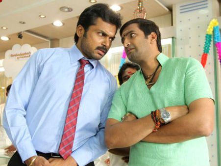 ஆல் இன் ஆல் அழகுராஜாவில் சர்ச்சைக்குரிய சந்தானம் காட்சி நீக்கம்!