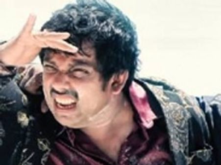 படப்பிடிப்பில் கடலுக்குள் விழுந்தார் சத்யன்!