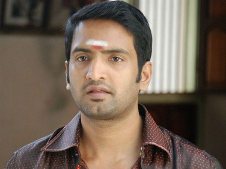 ராஜேஷ் படத்தில் சந்தானம் இருக்காரா... இல்லையா?