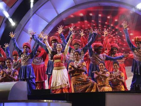 விஜய் டிவி ஜோடி சீசன்–6’: முதல் பரிசு ரூ.10 லட்சம் வென்ற ரபீக்- காப்ரியல்லா