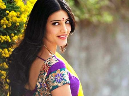 அப்பா கமல் நாத்திகவாதி, மகள் ஸ்ருதி ஆத்திகவாதி