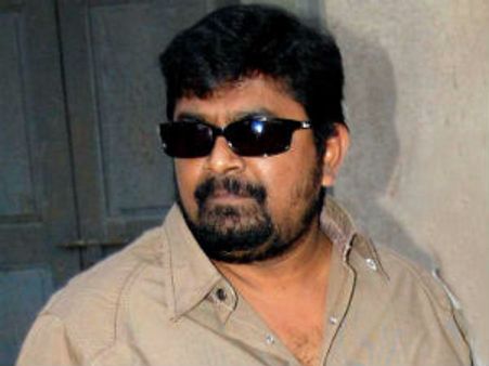 திருட்டு விசிடியில் படம் பார்ப்பது 12வயது குழந்தையை கற்பழிப்பதற்கு சமம் - மிஷ்கின்