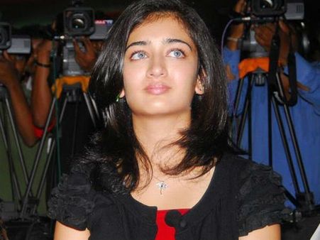 அக்ஷரா விவகாரம்: கமல், சரிகா நினைத்தது ஒன்று, நடந்தது ஒன்று