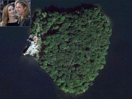 பார்ட்னர் பிராட் பிட்டுக்காக ரூ.121 கோடிக்கு இதய வடிவிலான தீவு வாங்கிய நடிகை ஏஞ்சலினா ஜூலி?