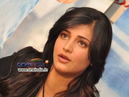 என்னை அவருக்கு நன்றாகத் தெரியும்: ஸ்ருதியை தாக்கியவர் வாக்குமூலம்