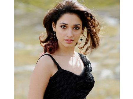 என்னை போய் இப்படி நினைத்துவிட்டார்களே!: கவலையில் தமன்னா