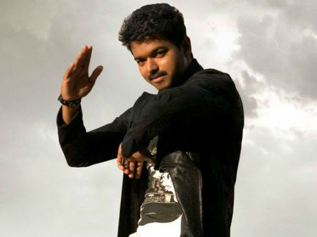 மம்மூட்டிக்காக டான்ஸராக மாறும் விஜய்