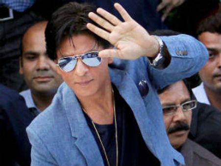 பெண்கள் முன்பு நான் கெட்ட வார்த்தை பேசவே மாட்டேன்: ஷாருக்கான்