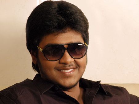 விஜயகாந்த் மகன் நடிக்கும் படம் சகாப்தம் - டிசம்பர் 12-ல் தொடங்குகிறது!