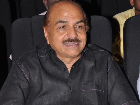 'ஜில்லா' தயாரிப்பாளர் ஆர்.பி. சௌத்ரியின் அலுவலகத்தில் 2 மாதத்திற்குள் 2 முறை ரெய்டு ஏன்?