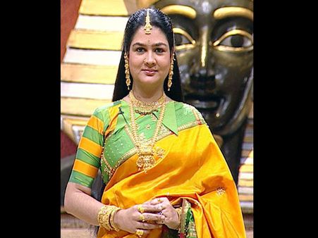 சின்னத்திரையில் மீண்டும் ஊர்வசி