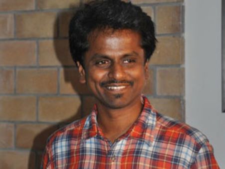 ஏ.ஆர். முருகதாஸ் மீது ஏர் வாய்ஸ் நிறுவனம் வழக்கு: கோர்ட்டில் ஆஜராக உத்தரவு