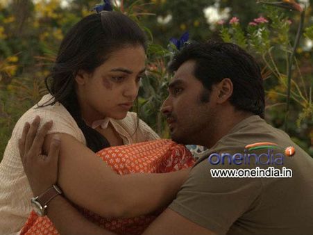 மாலினி 22 பாளையங்கோட்டை- விமர்சனம்