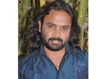 நல்ல கதை இருந்தா போதுங்க.. நான் சும்மாவே பாட்டெழுத ரெடி! - சினேகன்