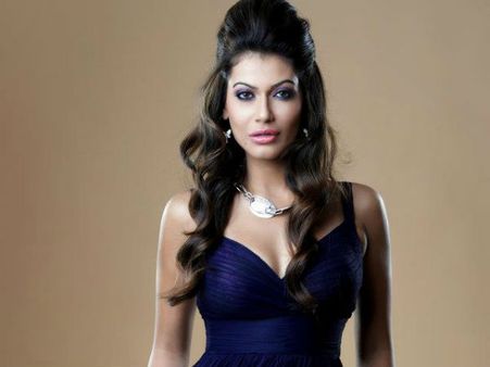 சாரி, நோ டேட்ஸ்: ஹாலிவுட் பட வாய்ப்பை ஏற்க மறுத்த நடிகை