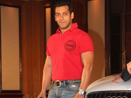 சக நடிகரின் அண்ணன் கிட்னி ஆபரேஷனுக்கு ரூ.5 லட்சம் கொடுத்த சல்மான் கான்