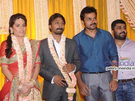 'கழுகு' கிருஷ்ணா திருமண வரவேற்பில் கார்த்தி, ஆர்யா