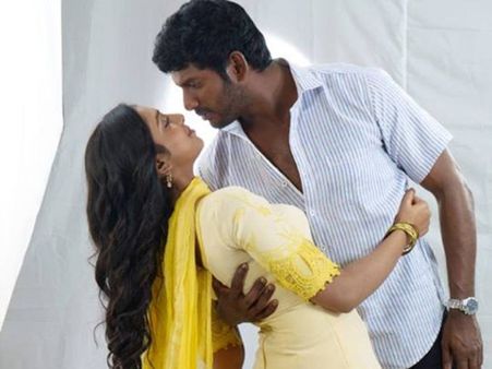 ரஜினியின் கோச்சடையானுடன் மோதும் விஷாலின் நான் சிகப்பு மனிதன்?