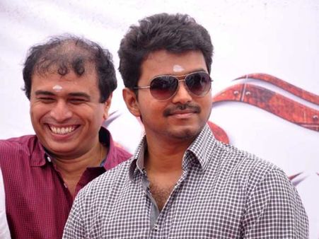 இனி எங்கப்பா படத்தை போட்டு கிங்மேக்கர்னெல்லாம் எழுதக்கூடாது.. புரிஞ்சுதா?- விஜய்