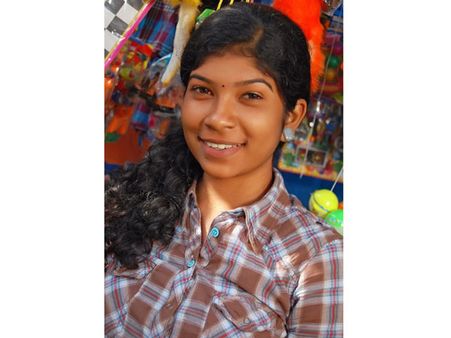 கோலி சோடா நடிகை ரேணு மீது தாக்குதல் - போலீசில் புகார்