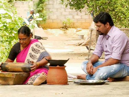 கொஞ்சம் சோறு கொஞ்சம் வரலாறு… புதுயுகம் சமையல் நிகழ்ச்சி