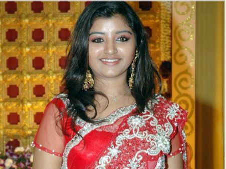 டிவி சீரியல்களை ரசித்து நடிக்கிறேன்… மகாலட்சுமி