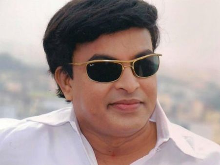 சந்தானத்தின் குரு.. 'லொள்ளு சபா’ பாலாஜி திடீர் மரணம்