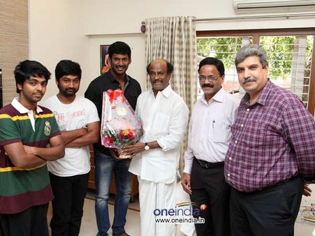 நான் சிகப்பு மனிதன் இசை- வெளியிட்டார் சூப்பர் ஸ்டார் ரஜினி