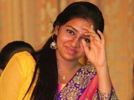 லிப் லாக் காட்சிகளில் நடிப்பதில் எனக்கு ஒன்றும் கவலை இல்லை: லட்சுமி மேனன்