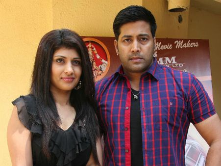 இரட்டை வேடத்தில் ஜெய் ஆகாஷ் நடிக்கும் காதலுக்கு கண்ணில்லை…