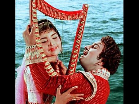 எம்ஜிஆரின் ஆயிரத்தில் ஒருவன்.. வெற்றிகரமான இரண்டாவது வாரம்!