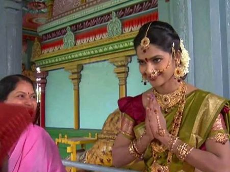 மன்னன் மகளாக டிவியில் நுழைந்திருக்கும் நடிகை மதுமிதா