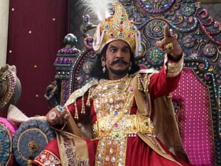 வடிவேலுவின் தெனாலிராமனுக்கு தடை விதித்தே தீர வேண்டும்- தெலுங்கு அமைப்புகள் அடம்!