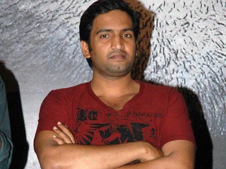 சந்தானமும், தேவி தியேட்டரும்...