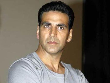 காங்கிரஸ் சீட் கொடுத்தும் லோக்சபா தேர்தலில் போட்டியிட மறுத்த நடிகர் அக்ஷய் குமார்